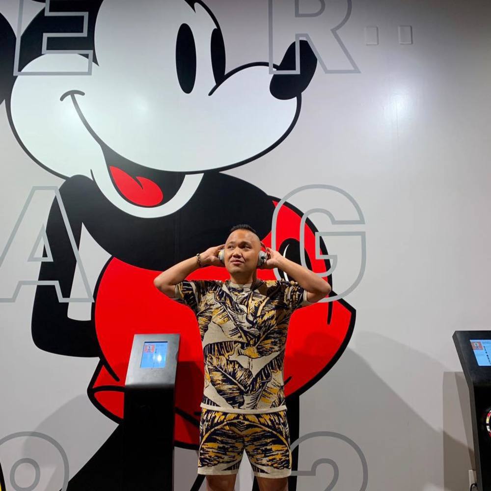 Meet your Posher, Michael